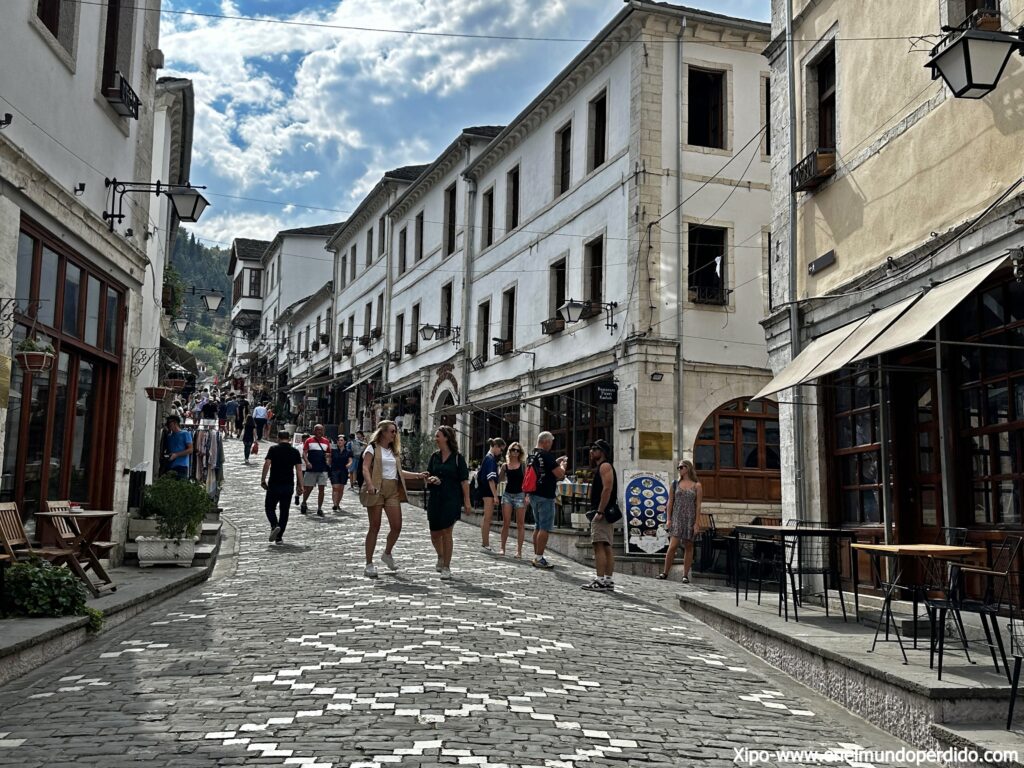 que hacer en Gjirokastër